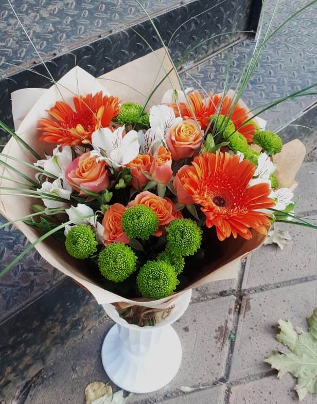 Букет цветов из: Герберы, Хризантемы, Альстромерии и Розы в Глушково