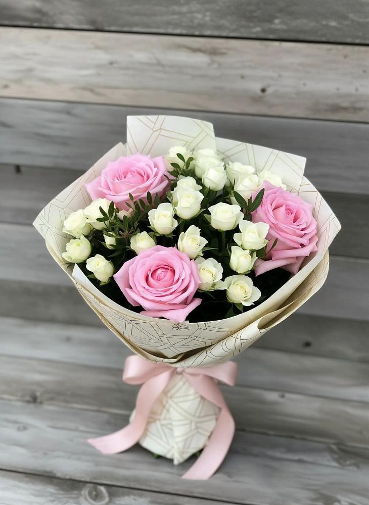 Букет цветов из: Розы в Глушково