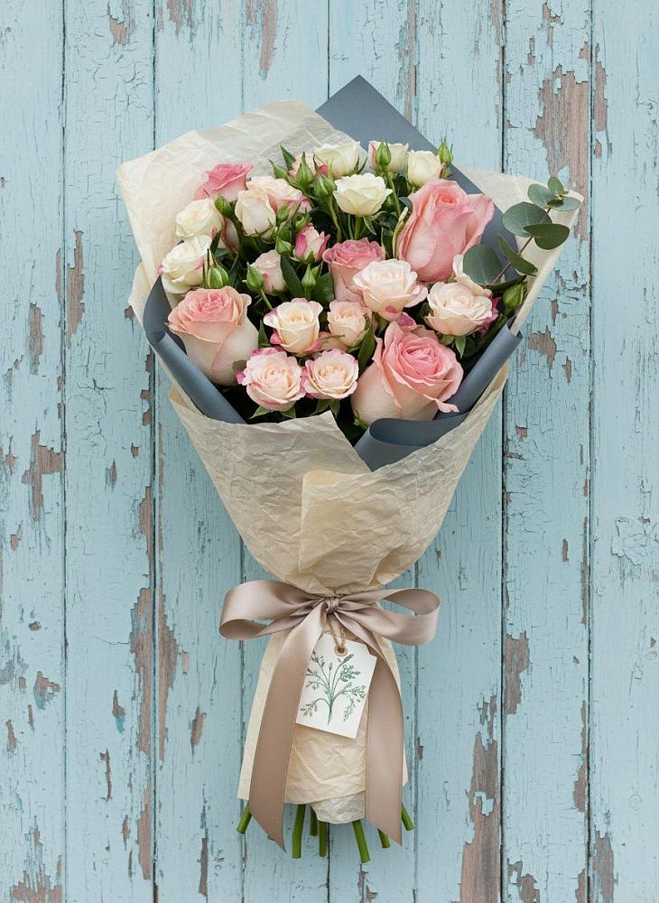 Букет цветов из: Розы в Глушково