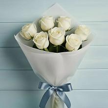 Букет 7 Белых роз Эдлесс Лав в Глушково