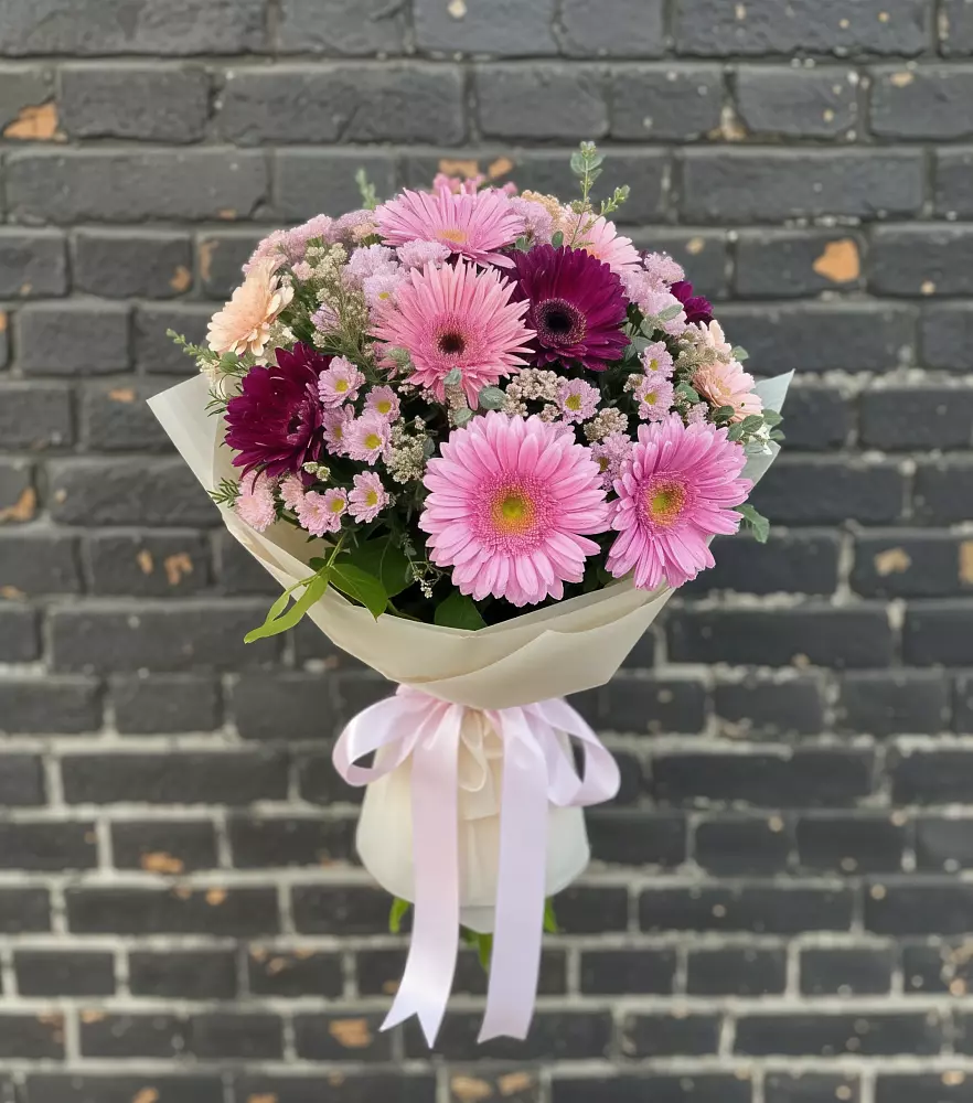 Букет цветов из: Герберы и Хризантемы в Глушково