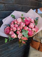 Букет цветов из:  Розы в Глушково