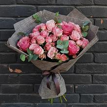 Букет цветов из:  Розы в Глушково